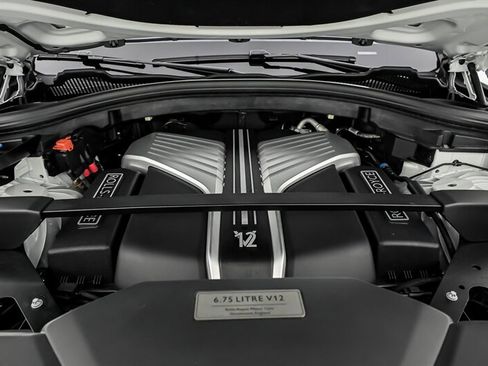 Used 2021 Rolls-Royce Cullinan AWD/4WD image 13