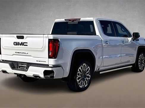 Used 2024 GMC Sierra 1500 Denali Ultimate image 2