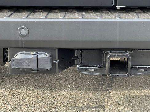 New 2026 Ford Transit 250 148 Medium Roof Extended AWD w/ Load Area Protection Package image 27