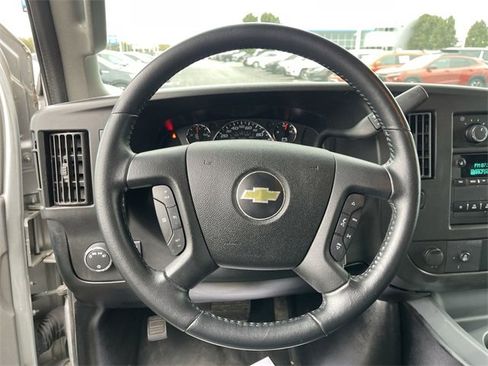 Used 2020 Chevrolet Express 2500 w/ Enhanced Convenience Package image 8