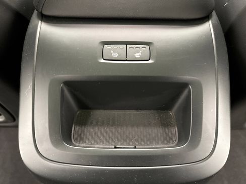 Used 2023 Volvo XC60 T8 Plus w/ Climate Package image 21