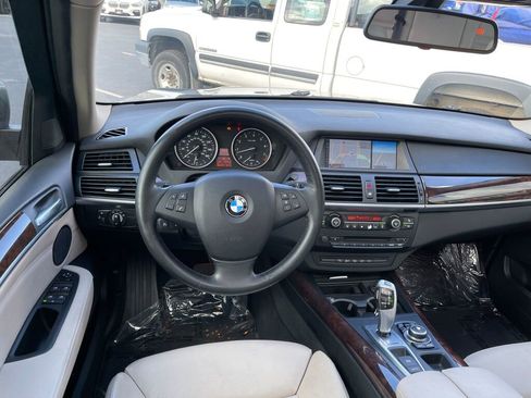 Used 2011 BMW X5 xDrive35i image 15