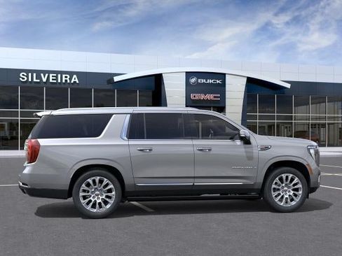 New 2026 GMC Yukon XL Denali w/ Denali Reserve Package AWD/4WD image 5