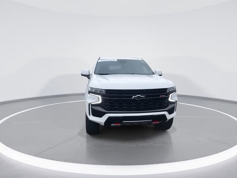 Used 2023 Chevrolet Tahoe Z71 w/ Luxury Package image 3