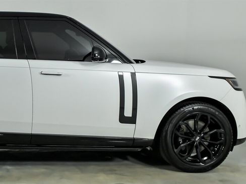 Used 2023 Land Rover Range Rover Long Wheelbase Autobiography AWD/4WD image 12