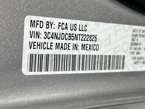 Used 2022 Jeep Compass Limited AWD/4WD image 29