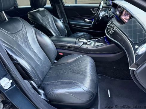 Used 2017 Mercedes-Benz S 550 Sedan w/ Sport Package w/ Sport Package image 22