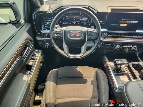 Used 2024 GMC Sierra 1500 Elevation w/ Preferred Package AWD/4WD image 10