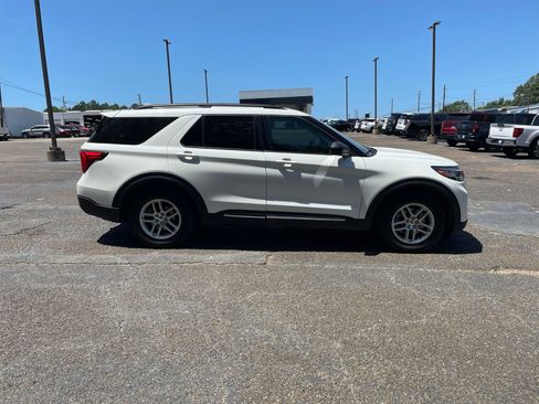 Used 2025 Ford Explorer Active RWD image 7