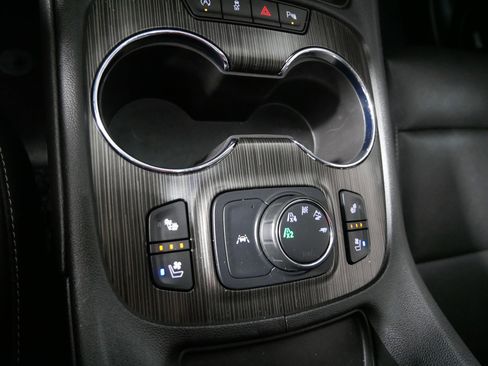 Used 2021 GMC Acadia SLT w/ Elevation Edition AWD/4WD image 31