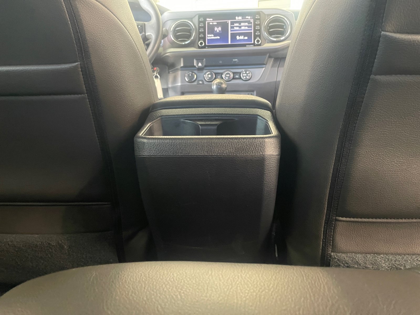 Used 2020 Toyota Tacoma TRD Off-Road AWD/4WD image 32