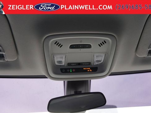 Used 2021 Chevrolet Traverse LT AWD/4WD image 29