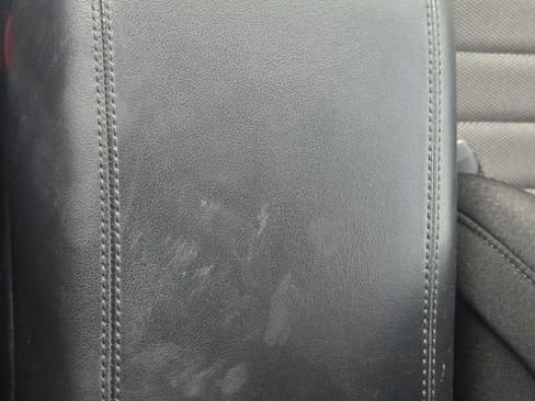 Used 2019 Ford Edge SE FWD image 36