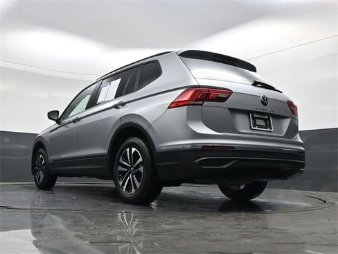 Used 2023 Volkswagen Tiguan S image 39