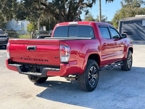 Used 2022 Toyota Tacoma TRD Sport w/ TRD Premium Sport Package image 5