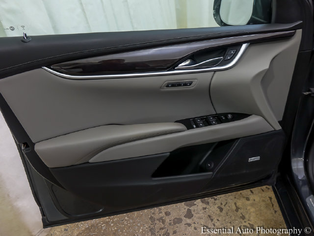 Used 2017 Cadillac XTS Luxury FWD image 17