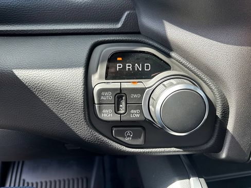 New 2026 RAM 1500 Big Horn w/ Night Edition AWD/4WD image 24