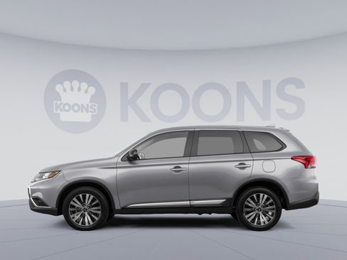 Used 2020 Mitsubishi Outlander ES AWD/4WD image 2