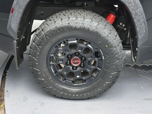 Used 2025 Toyota Tundra TRD Pro AWD/4WD image 36