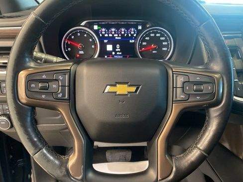 Used 2021 Chevrolet Suburban High Country image 16