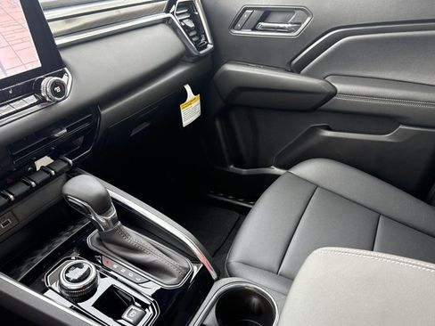 New 2026 GMC Canyon Elevation w/ Convenience Package image 23