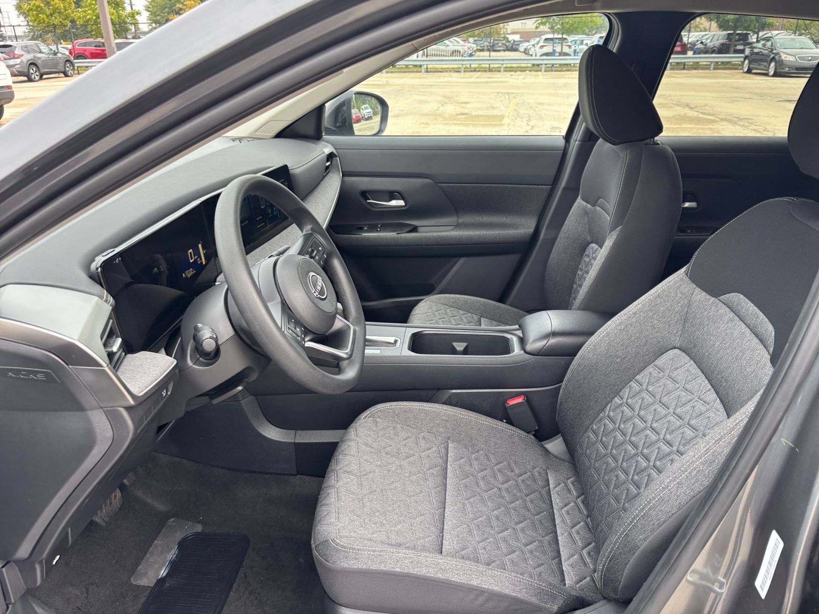 Used 2026 Nissan Kicks SV FWD image 25