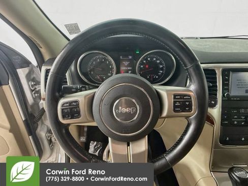 Used 2011 Jeep Grand Cherokee Limited w/ Luxury Group II AWD/4WD image 14