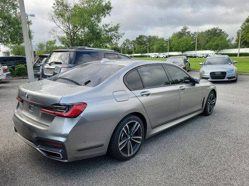 Used 2020 BMW 740i xDrive w/ M Sport Package AWD/4WD image 14