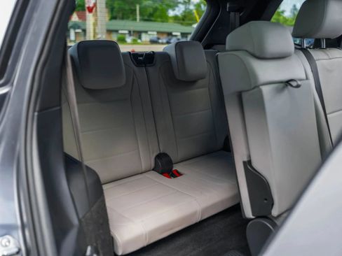 Used 2021 Volkswagen Tiguan SE R-Line w/ 3rd Row Seat Package AWD/4WD image 25