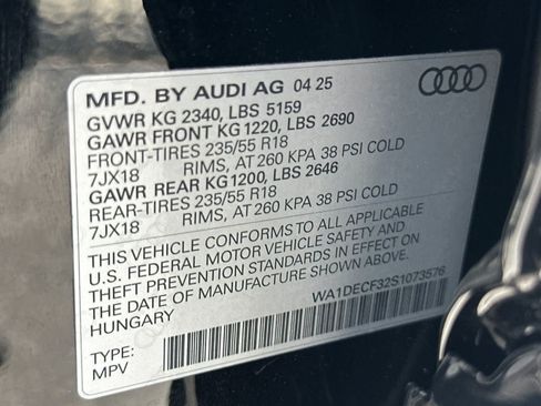Used 2025 Audi Q3 2.0T Premium w/ Convenience Package AWD/4WD image 29