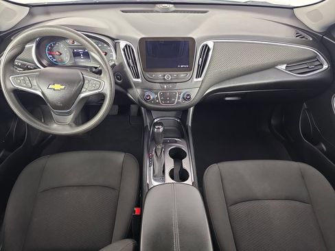Used 2020 Chevrolet Malibu LT FWD image 13
