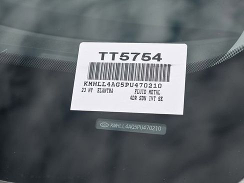 Certified 2023 Hyundai Elantra SE image 29