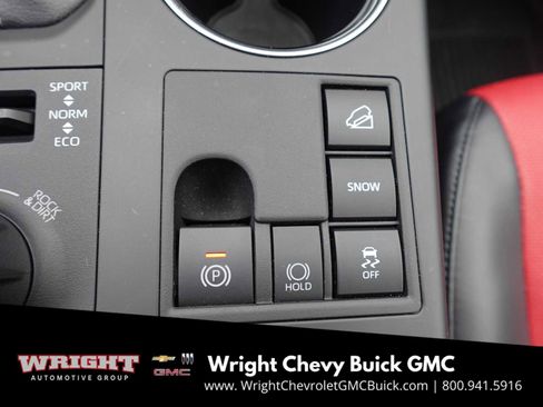 Used 2024 Toyota Highlander XSE image 23