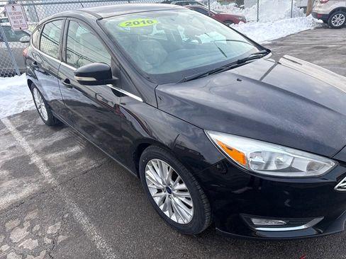Used 2016 Ford Focus Titanium image 7