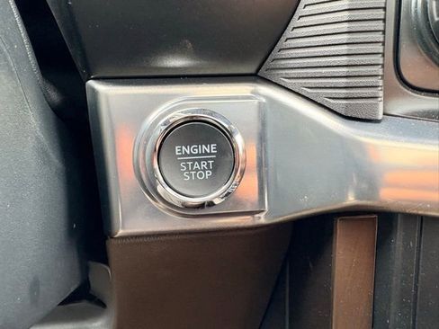 Used 2025 Ford F150 King Ranch w/ FX4 Off-Road Package AWD/4WD image 25