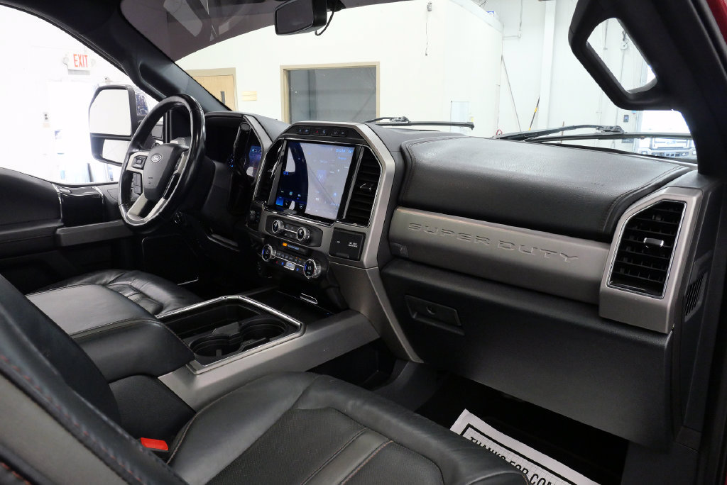 Used 2022 Ford F350 Platinum w/ Tremor Off-Road Package AWD/4WD image 19