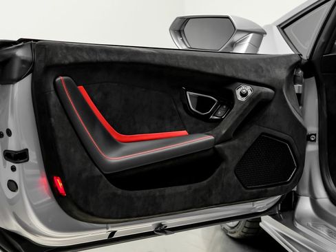 Used 2023 Lamborghini Huracan Tecnica RWD image 43