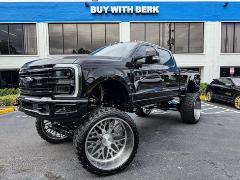 Used 2024 Ford F350 Platinum image 1