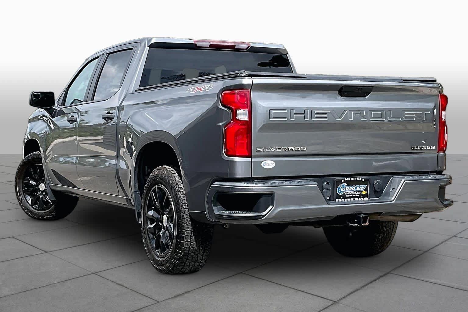 Used 2022 Chevrolet Silverado 1500 Custom AWD/4WD image 12
