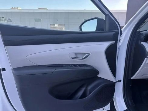 Used 2025 Hyundai Tucson SEL AWD/4WD image 7