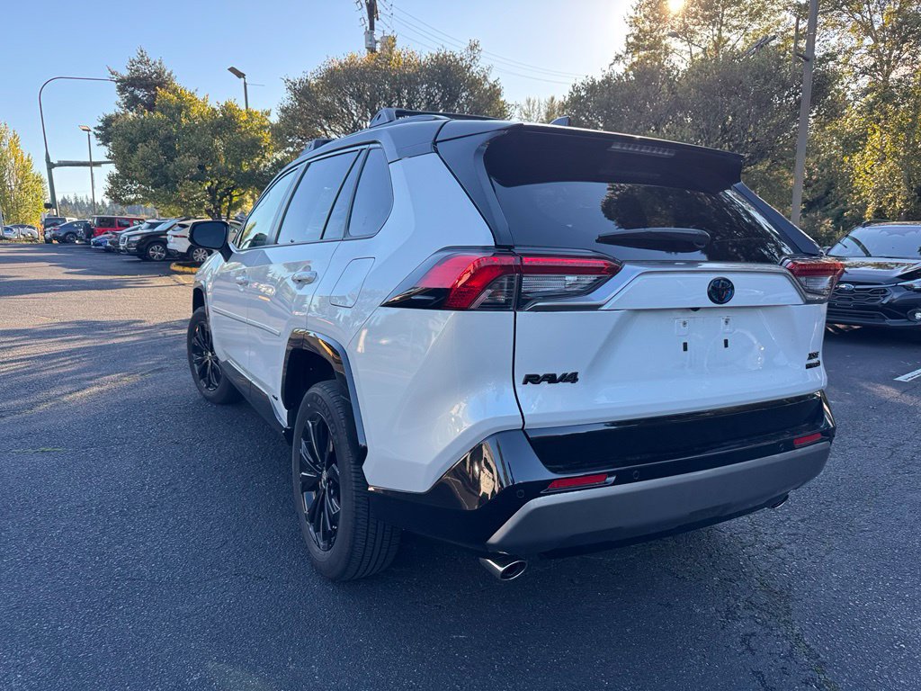 Used 2024 Toyota RAV4 XSE w/ Advanced Technology Package AWD/4WD image 5