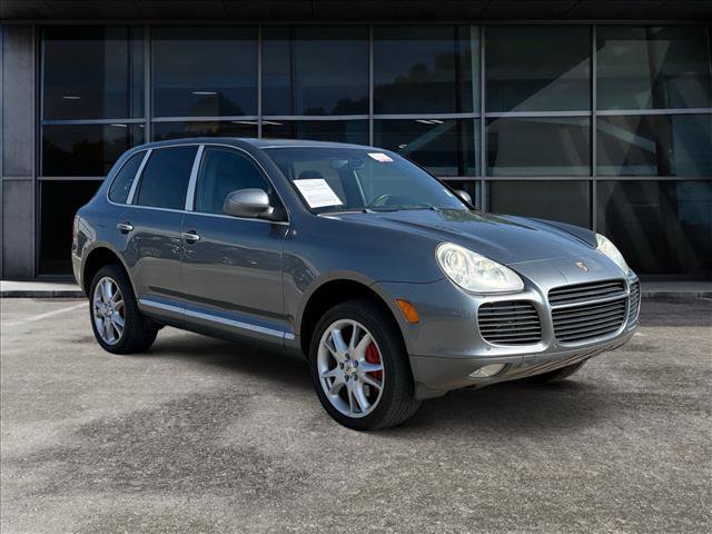 Used 2004 Porsche Cayenne Turbo AWD/4WD image 2