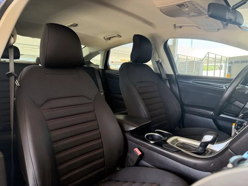 Used 2013 Ford Fusion SE FWD image 26