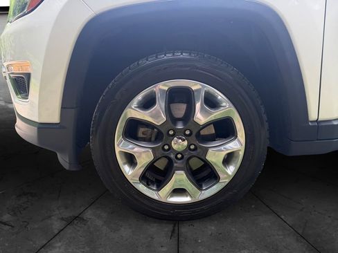 Used 2018 Jeep Compass Limited AWD/4WD image 14