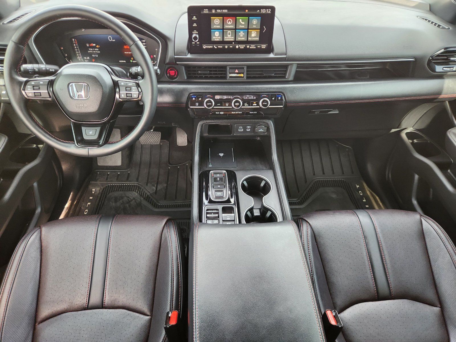 Used 2025 Honda Pilot Black Edition image 26