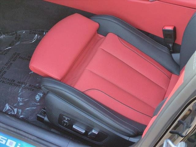 New 2026 BMW M850i xDrive w/ Driving Assistance Package AWD/4WD image 4