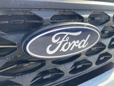 New 2026 Ford Maverick XLT image 28