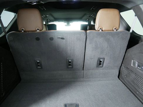 Used 2021 Chevrolet Tahoe High Country image 16