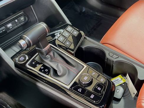Certified 2023 Kia Sportage SX image 17