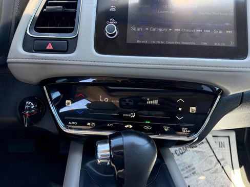 Used 2020 Honda HR-V EX image 15